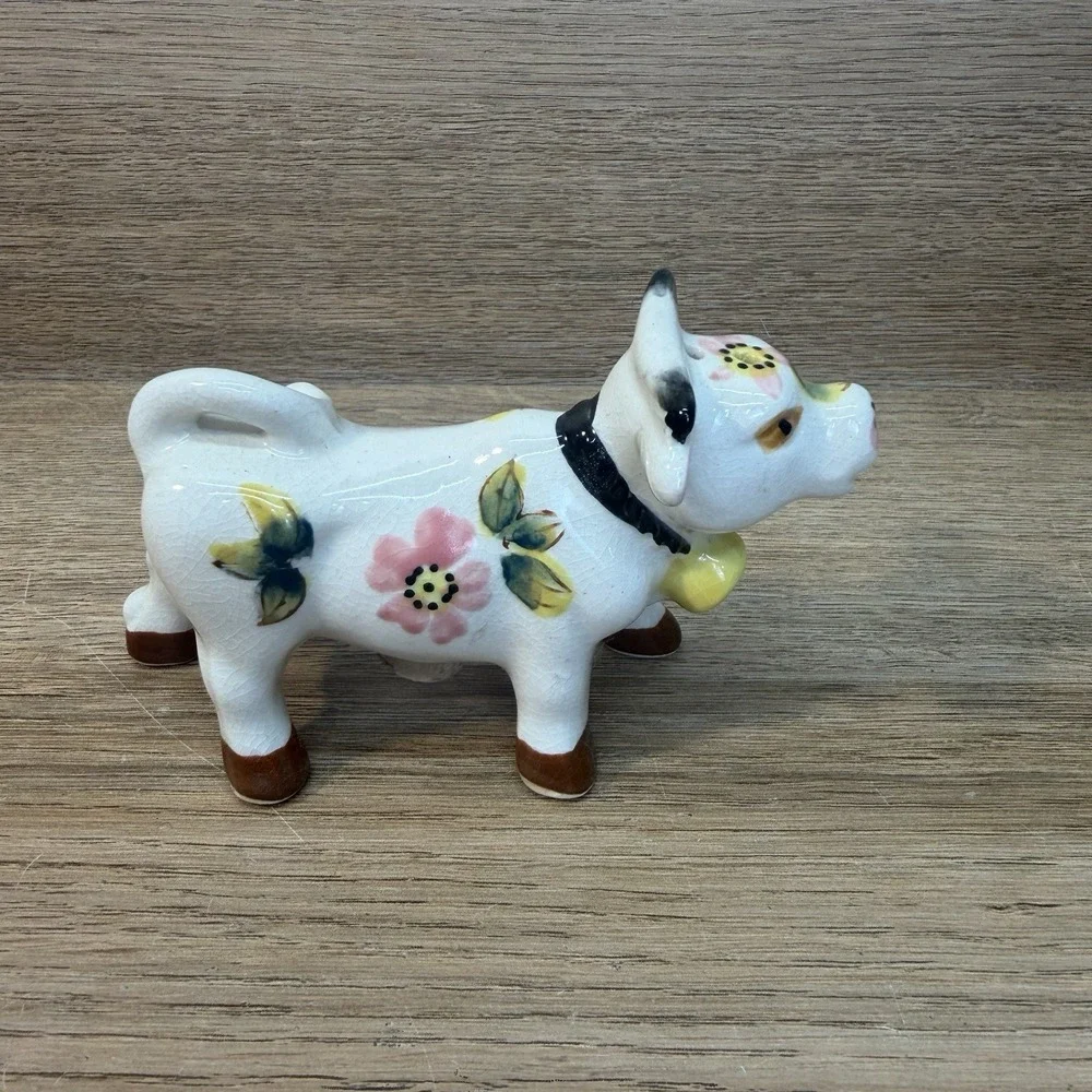 Vintage Ceramic Cow and Milk Can Salt and Pepper Shakers Japan Farmhouse Floral